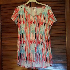 LuLaRoe Classic T xs